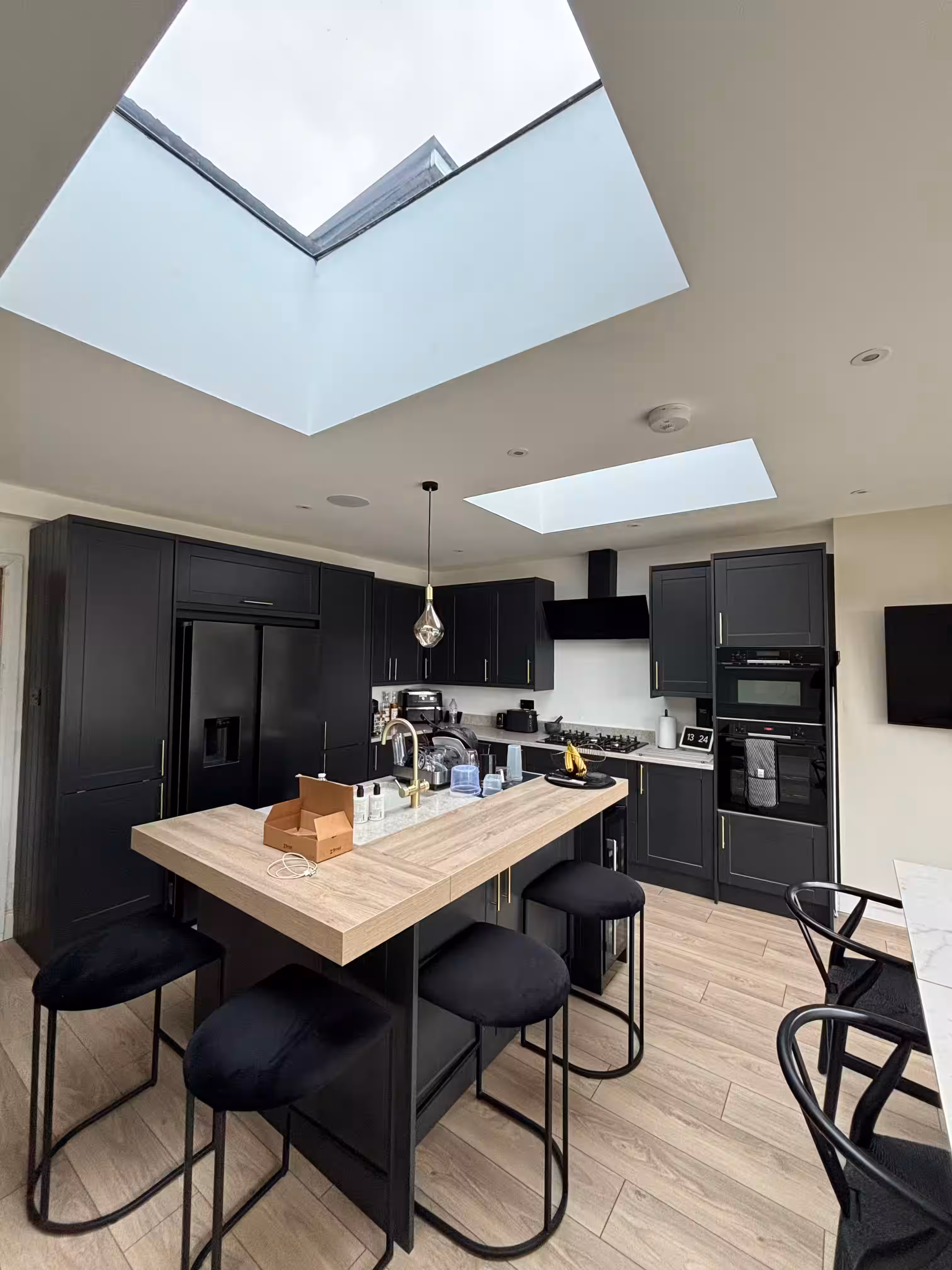 Modern Kitchen Extension image 19